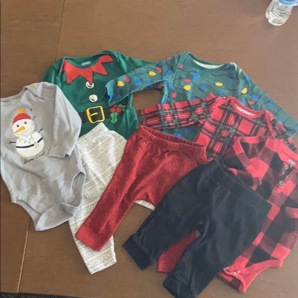 8 piece old navy set - 6-12 months